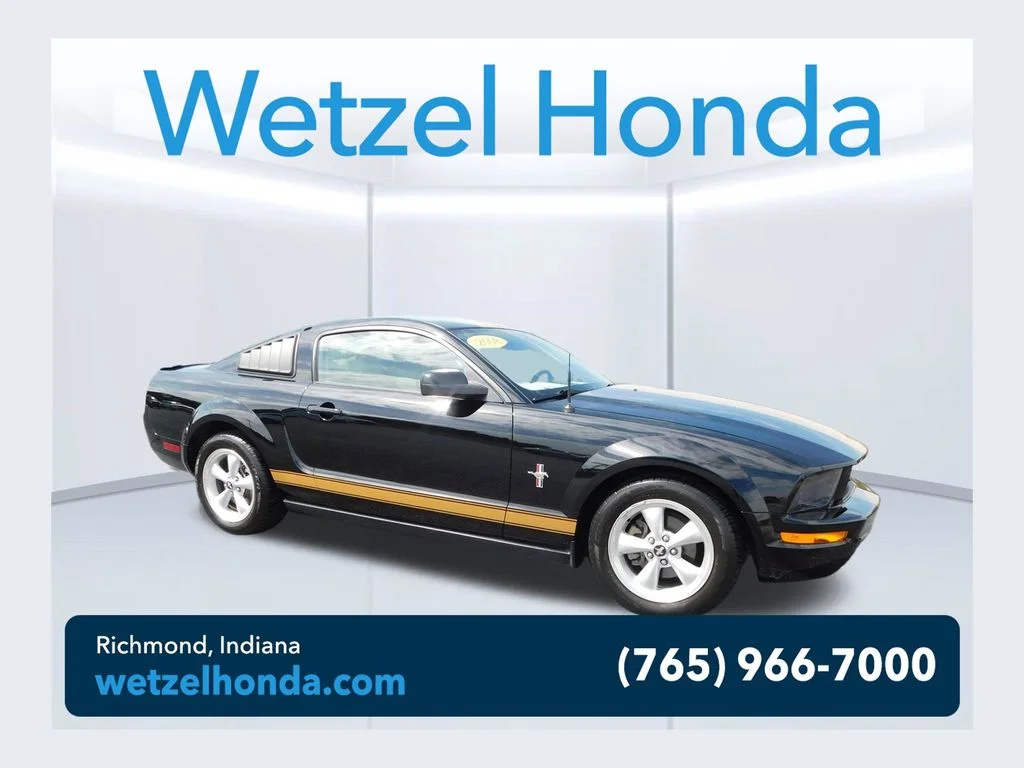Used 2008 Black Ford V6 Premium image 1