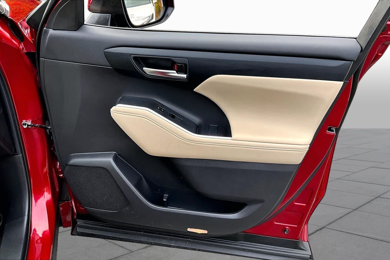Used 2024 Ruby Flare Pearl Toyota XLE image 22