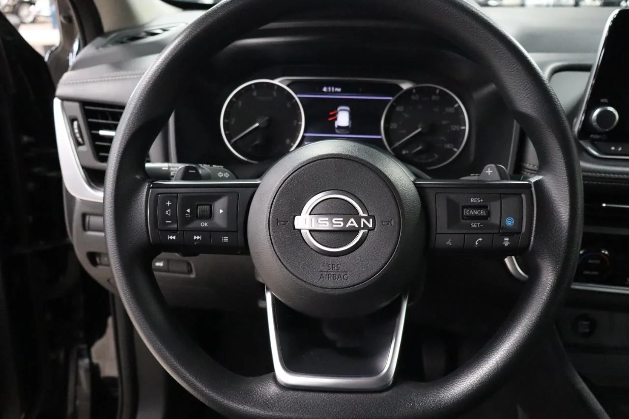 Used 2024 Super Black Nissan SV image 13