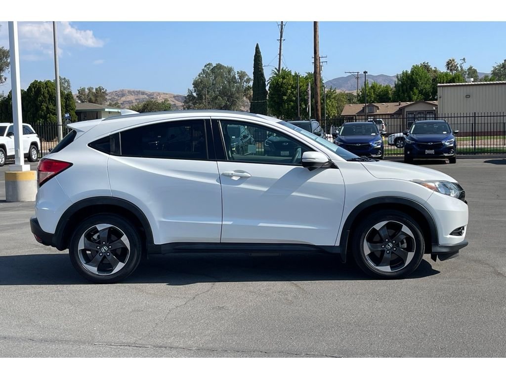 Used 2018 White Orchid Pearl Honda EX-L Navi image 8