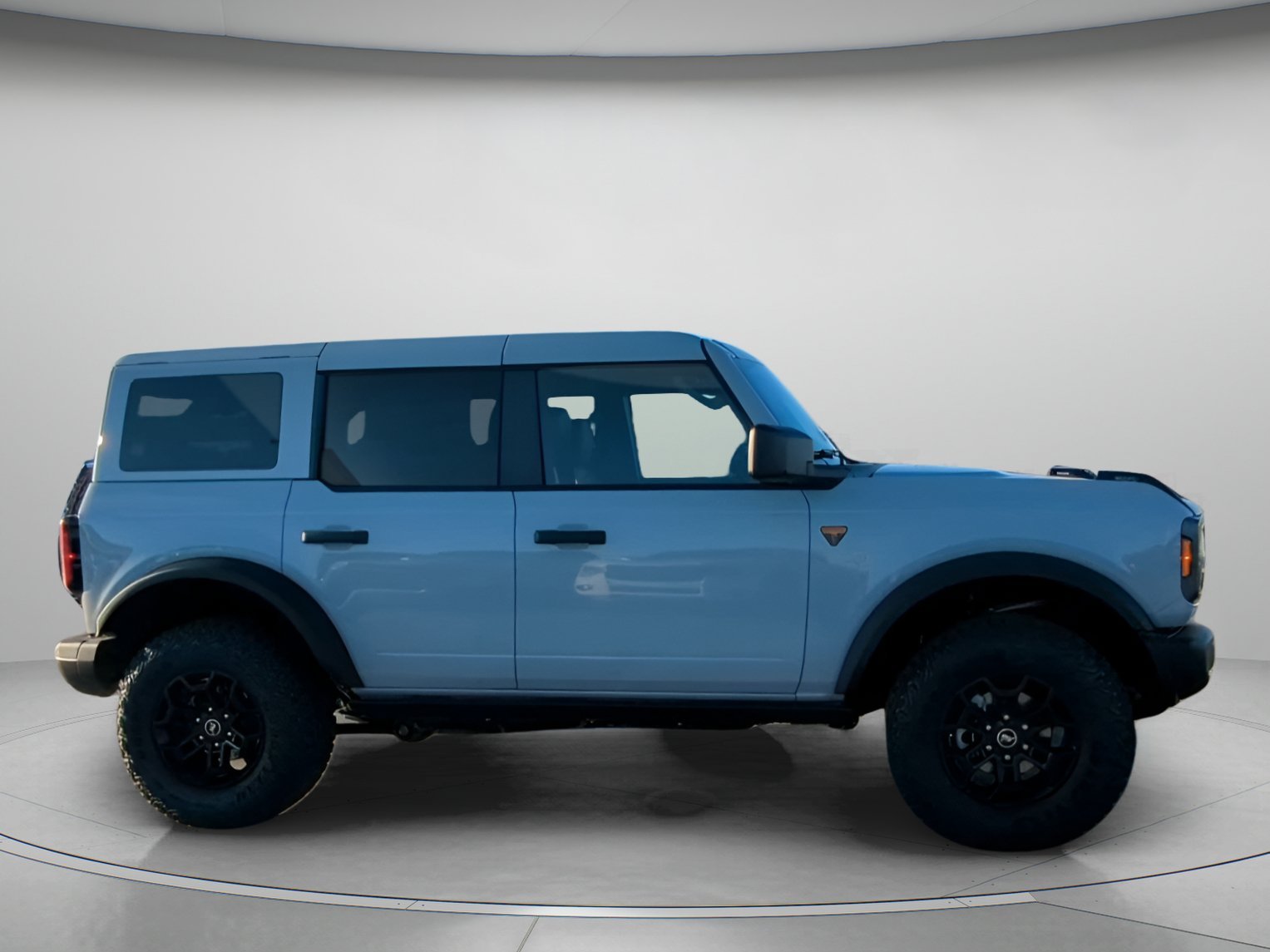 New 2026 Avalanche Gray Ford Badlands® image 30