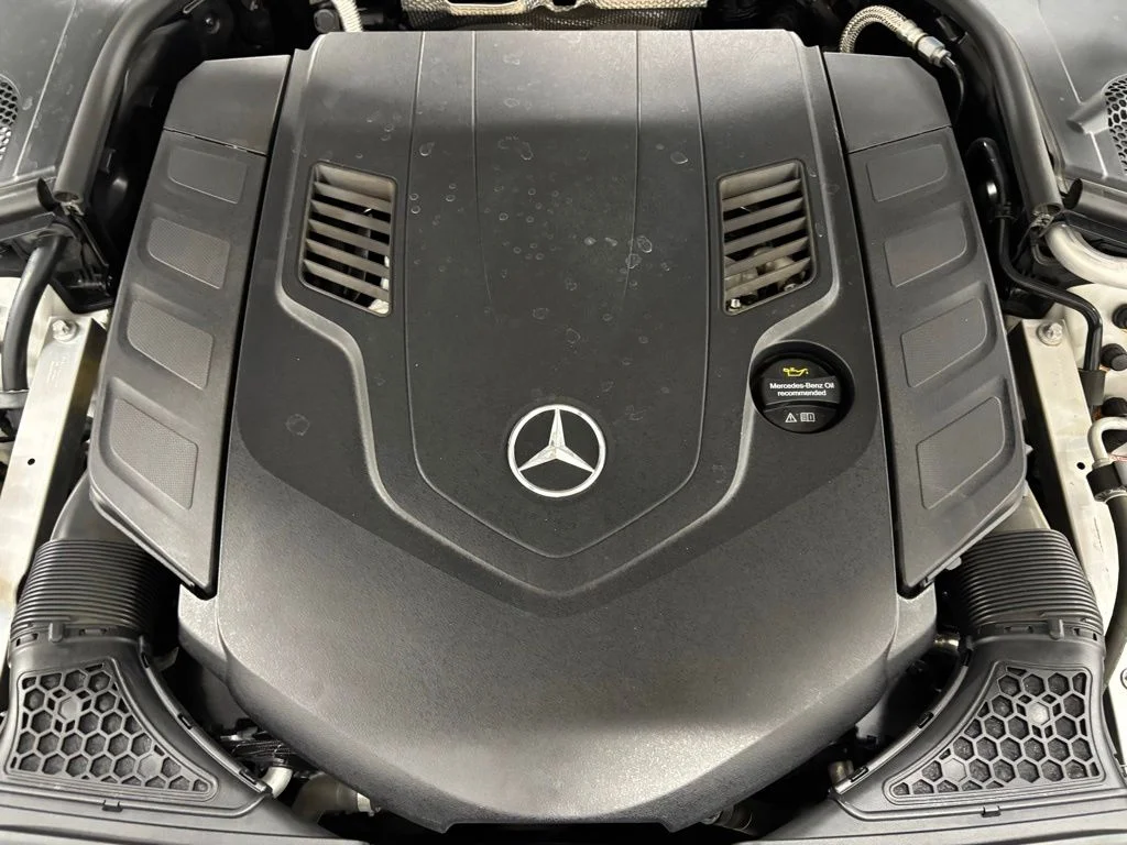 Used 2023 White Mercedes-Benz S 580 image 25