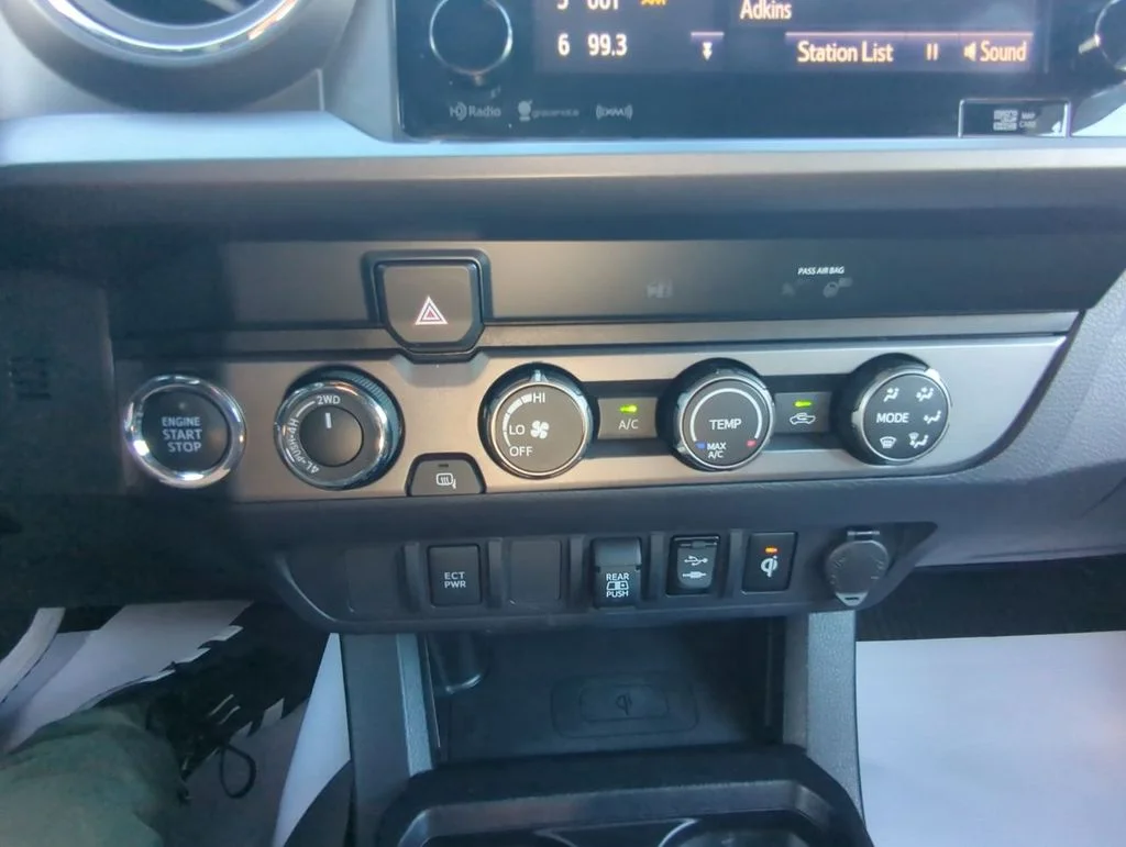 Used 2019  Toyota TRD Sport image 19