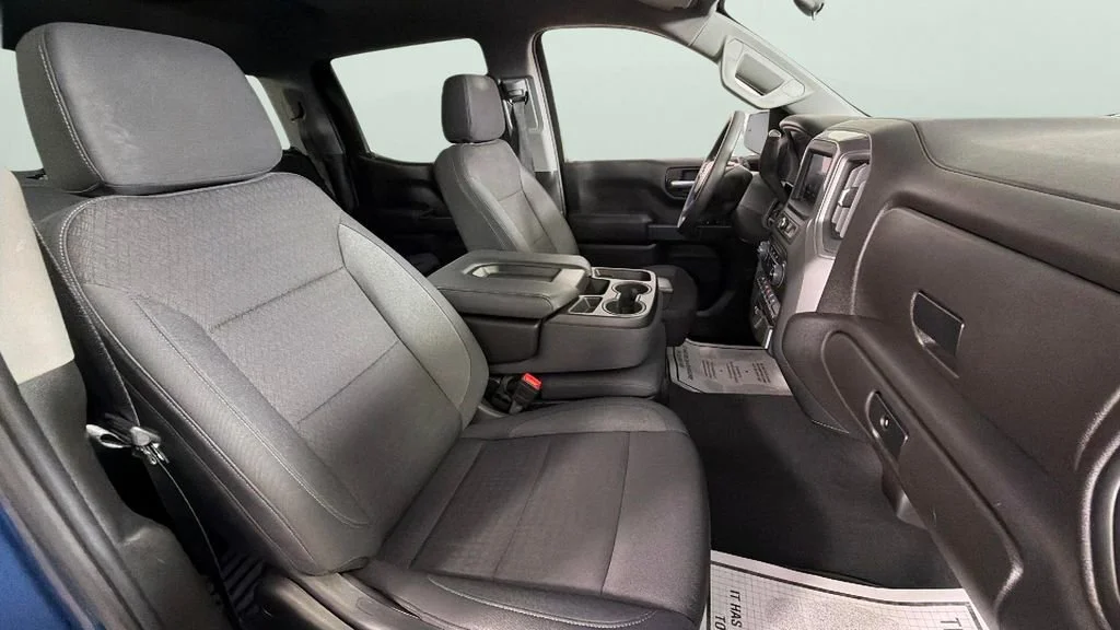 Used 2024 Lakeshore Blue Metallic Chevrolet Custom image 32