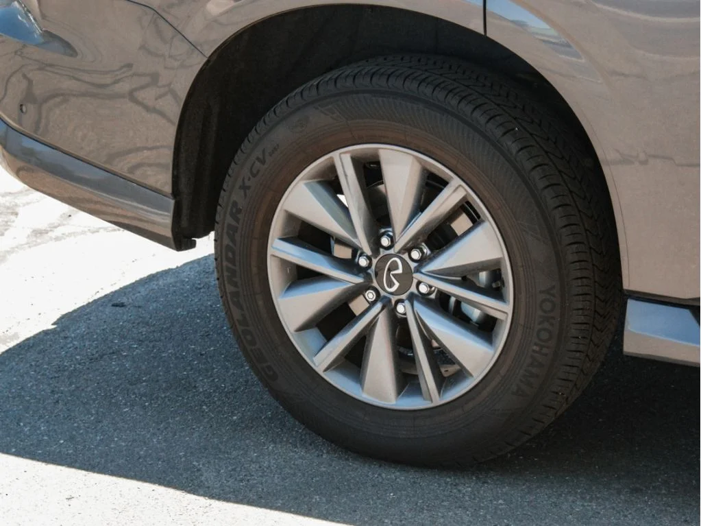 Used 2025 Anthracite Gray INFINITI PURE image 4