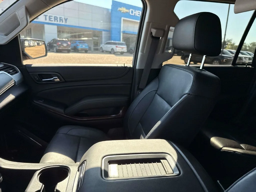 Used 2017 Black GMC SLT image 25