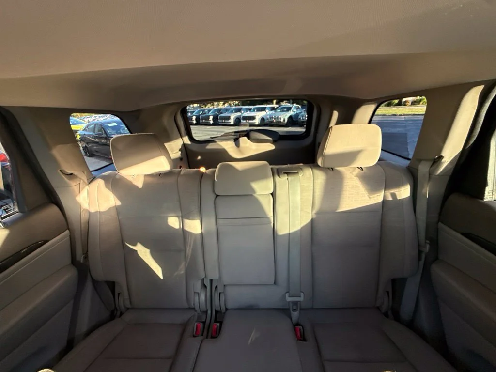 Used 2013 White Jeep Laredo image 22
