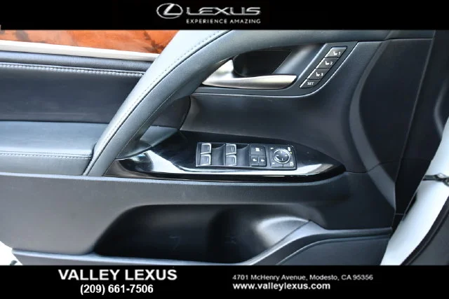 Used 2018 White Lexus 570 image 13