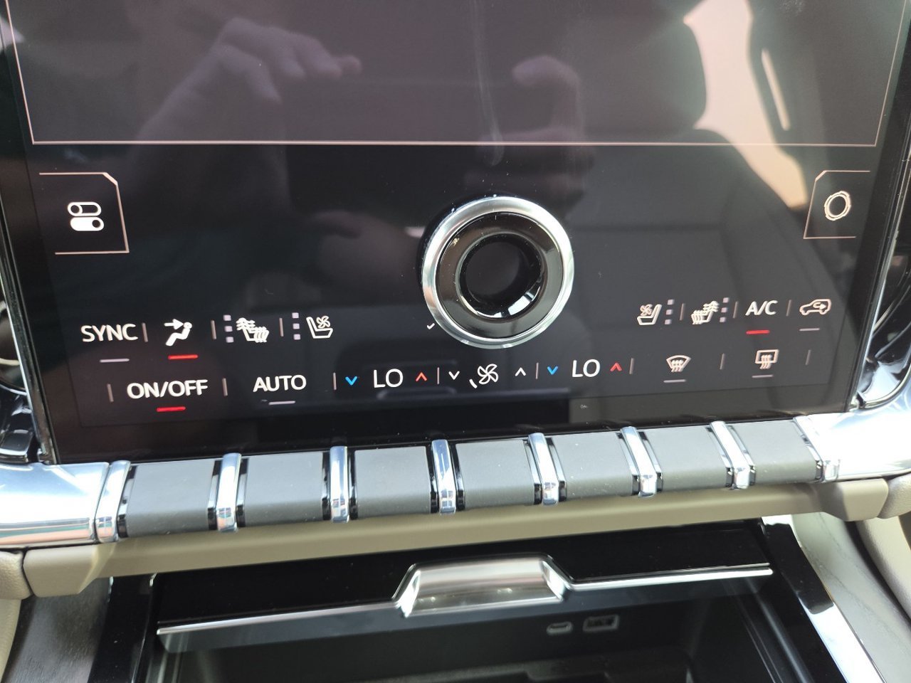 2026 GMC Yukon XL Denali - Photo 35
