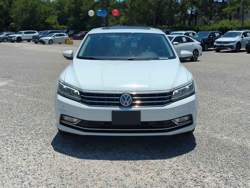 Used 2017 White Volkswagen 1.8T SE image 10