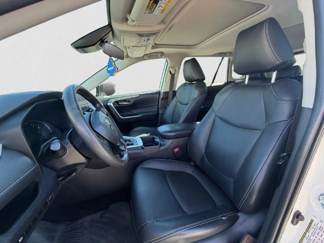 Used 2023 White Toyota XLE image 6