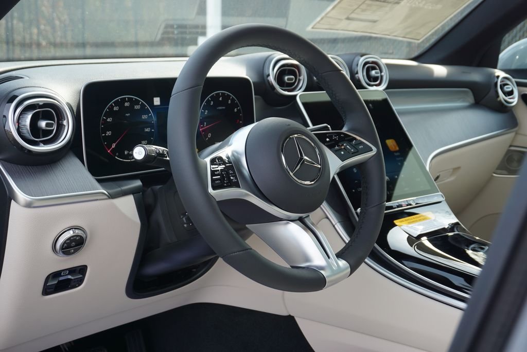 Used 2026 MANUFAKTUR Alpine Grey Mercedes-Benz GLC 300 image 10
