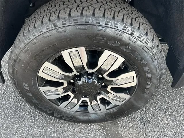 2026 GMC Sierra 2500HD Denali - Photo 18