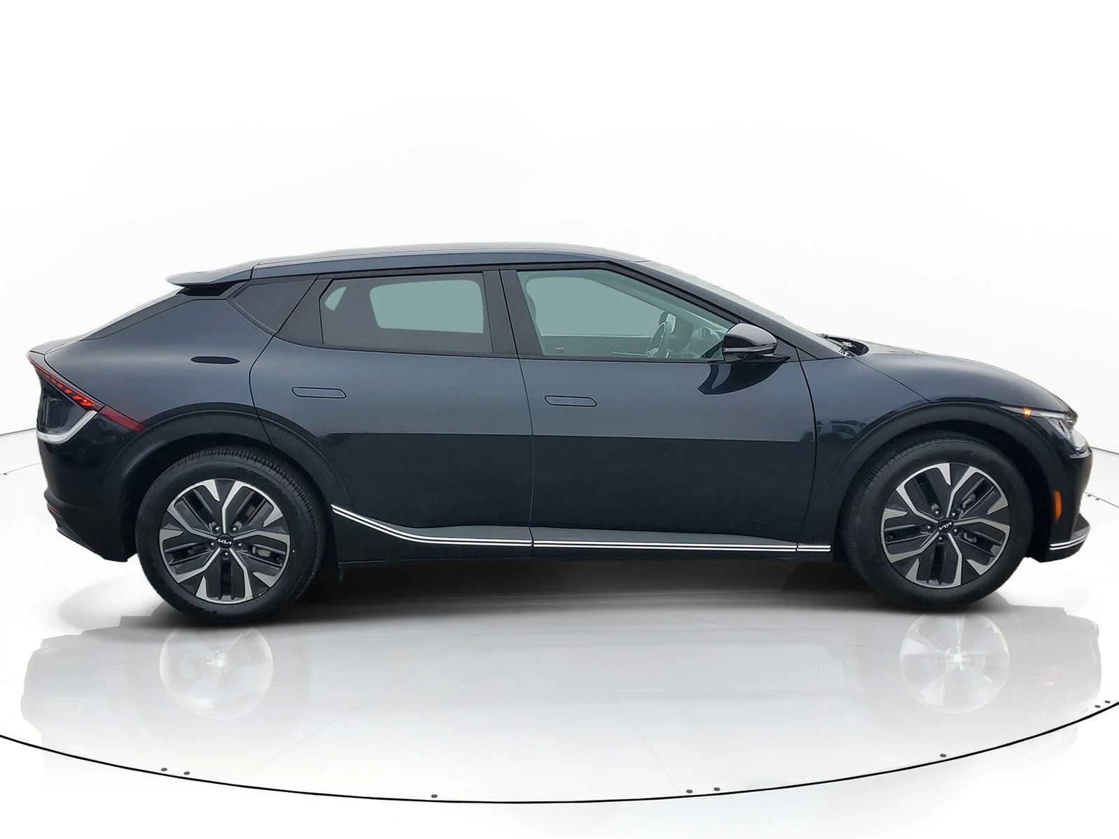 Used 2022 Kia Ev6 Light with VIN KNDC34LBXN5056031 for sale in Ontario, CA