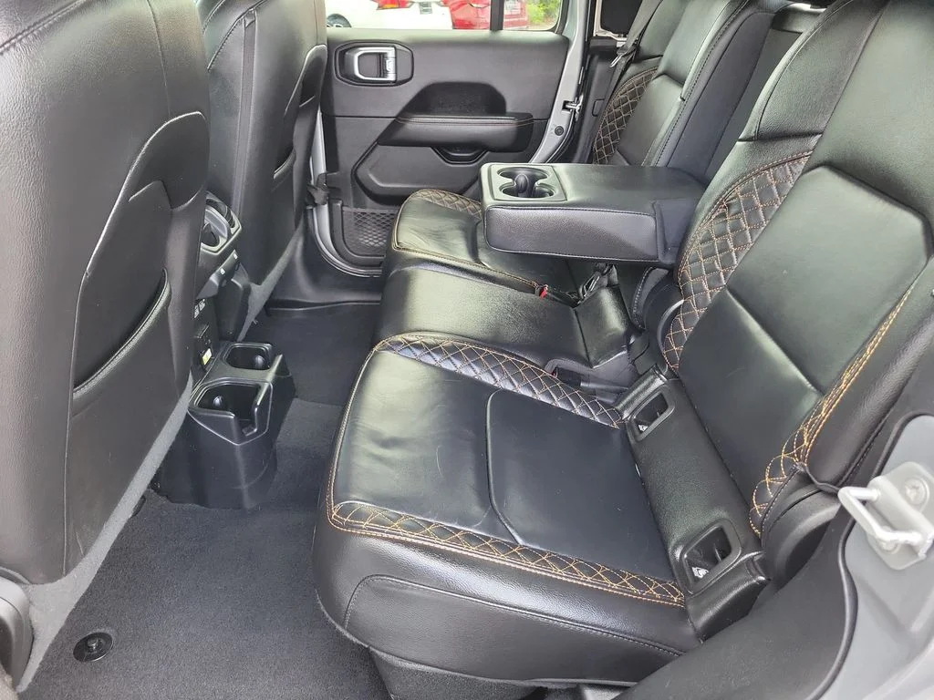 Used 2021 Silver Jeep Overland image 12