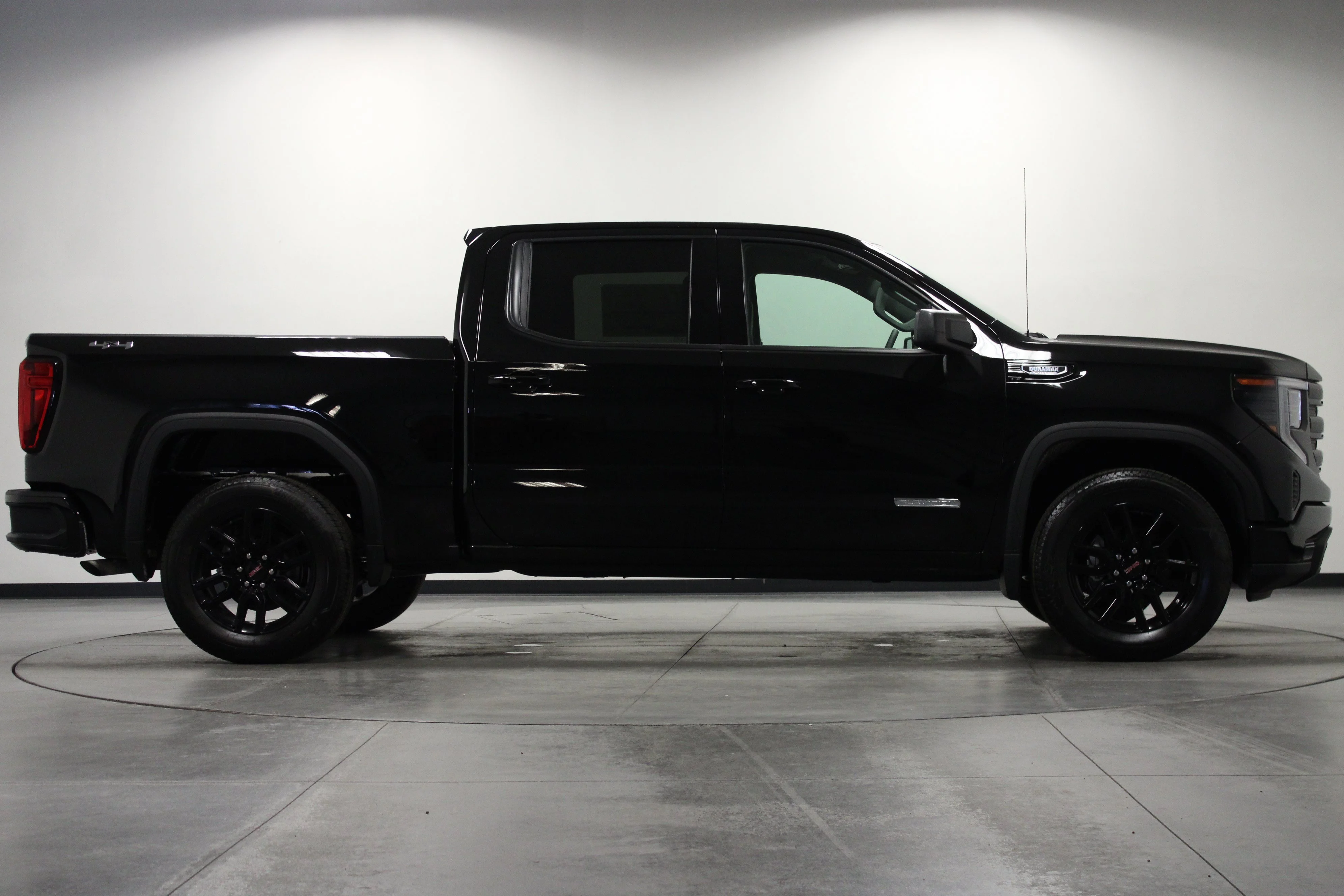 New 2026 Onyx Black GMC Elevation image 3