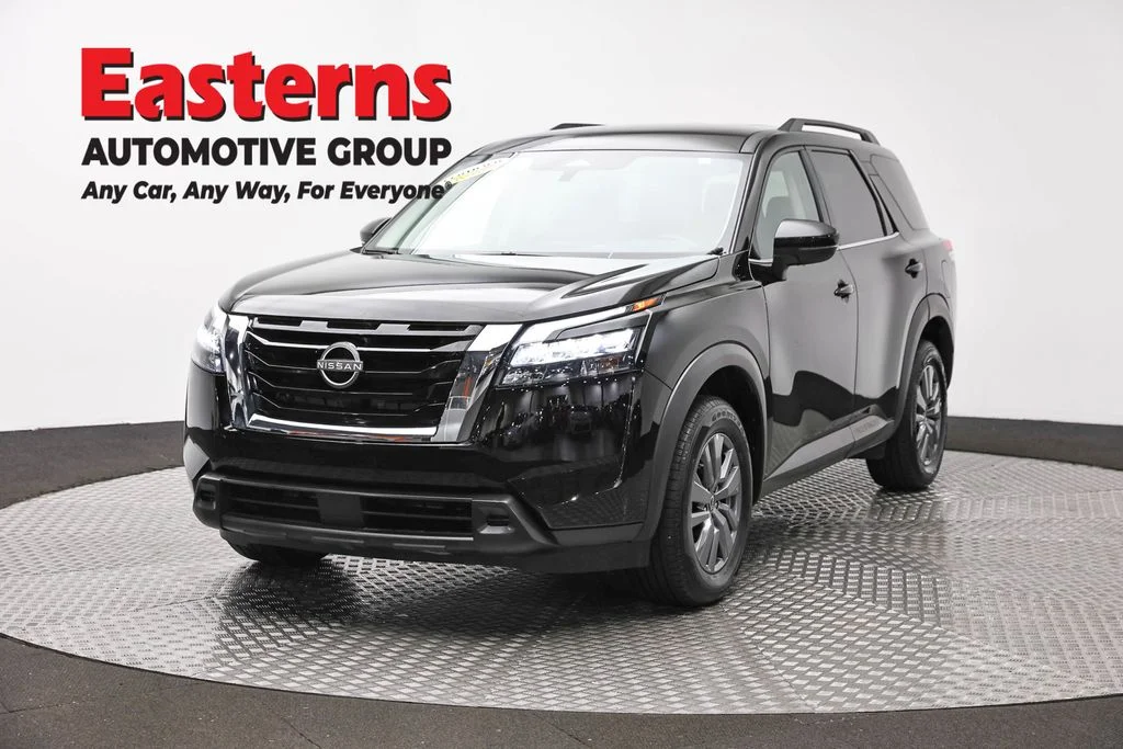 Used 2025 Black Nissan SV image 1