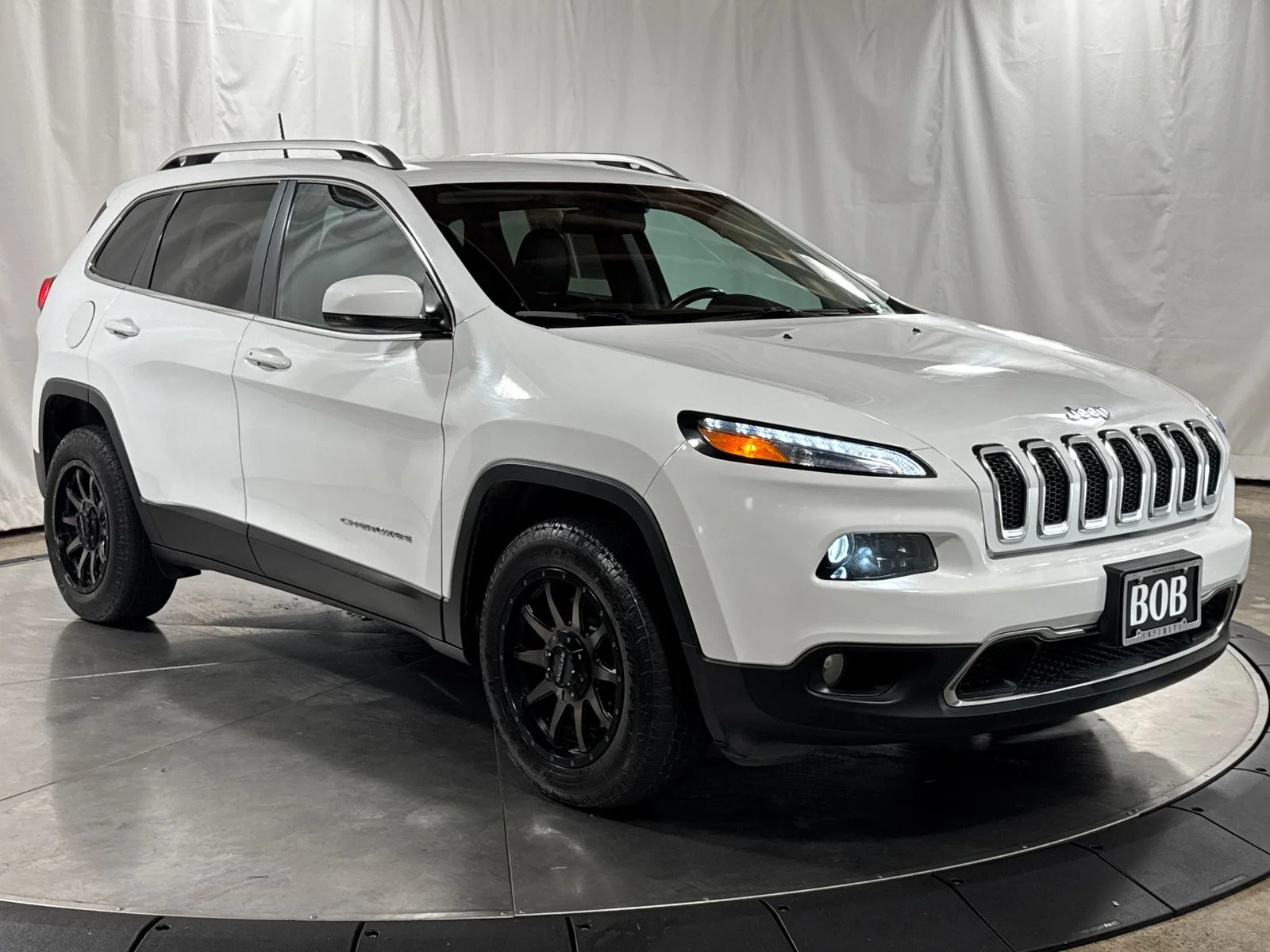 Used 2017 White Jeep Limited image 7
