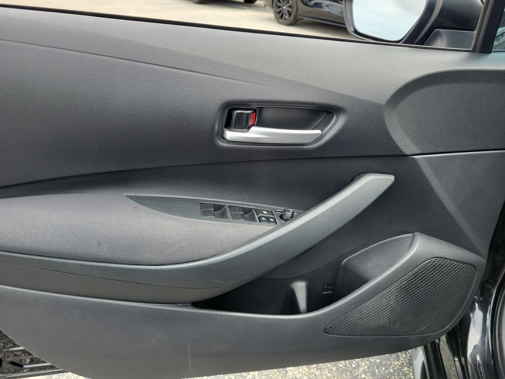 Used 2020 Black Toyota LE image 20