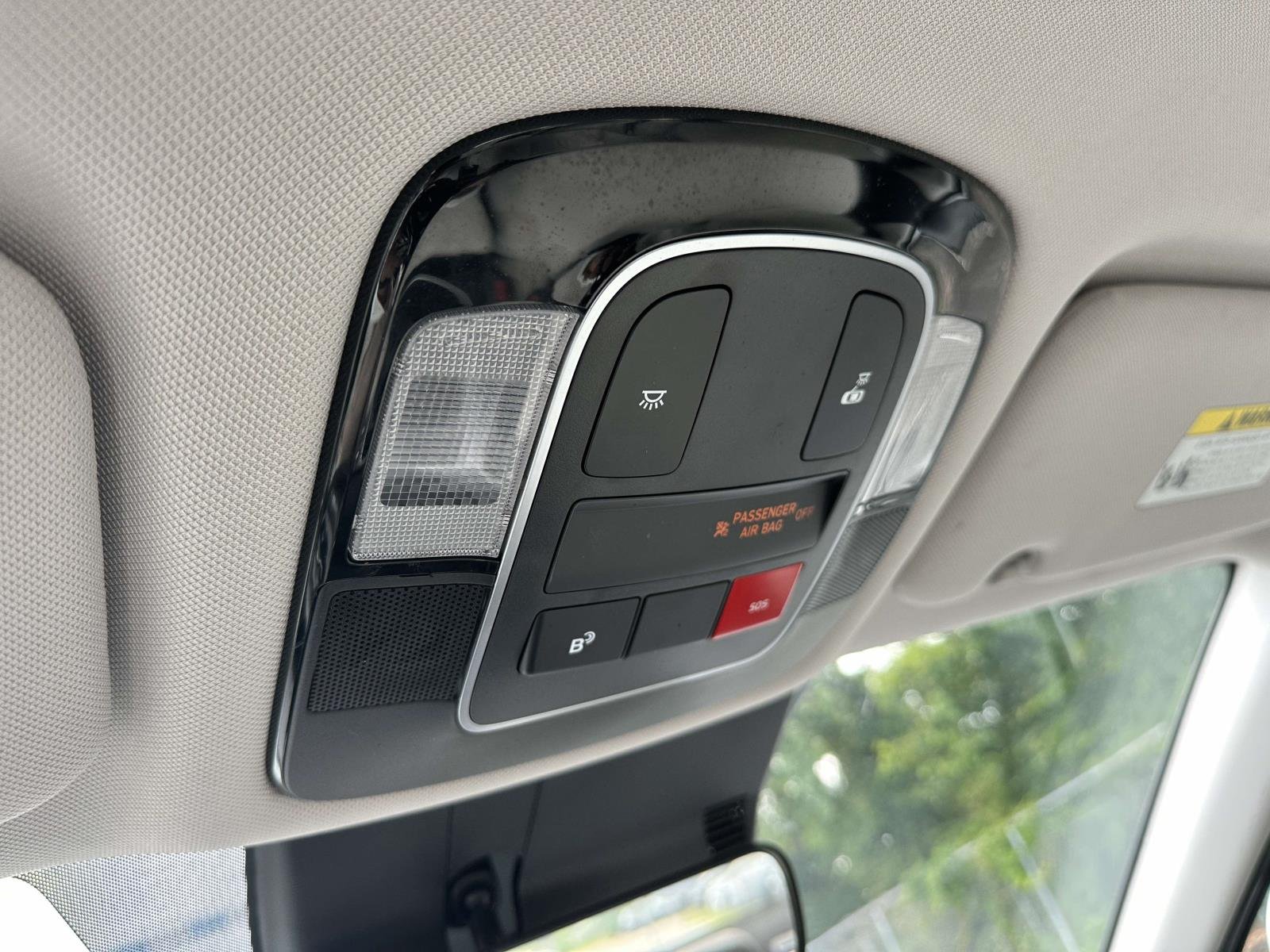Certified Used 2025 White Hyundai SEL image 40