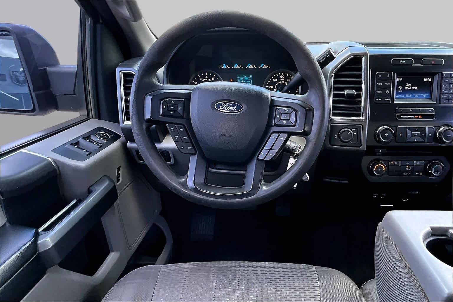 Used 2015 Oxford White Ford XLT image 6