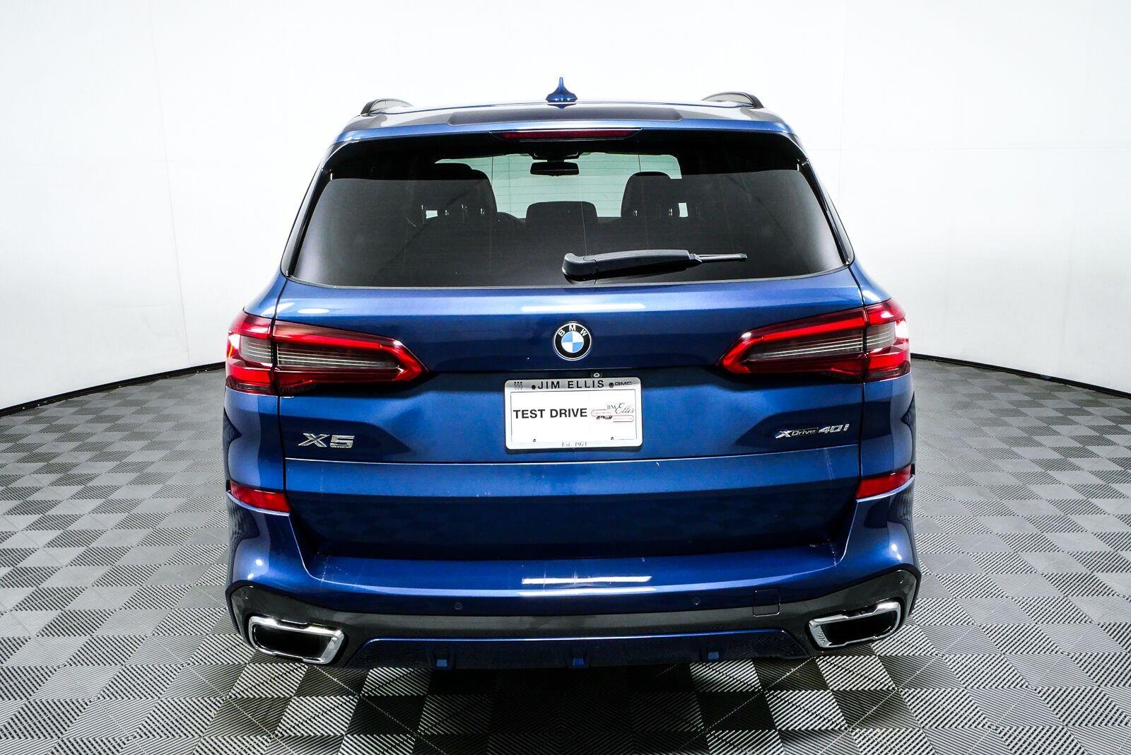 Used 2019 Tanzanite Blue II Metallic BMW xDrive40i image 28