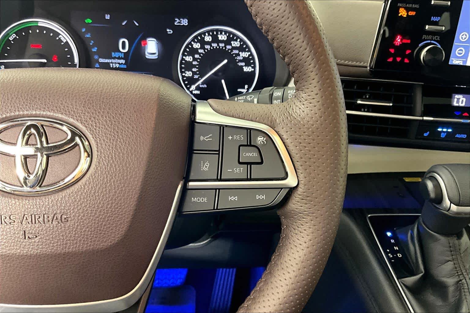 2021 Toyota Sienna Platinum - Photo 24