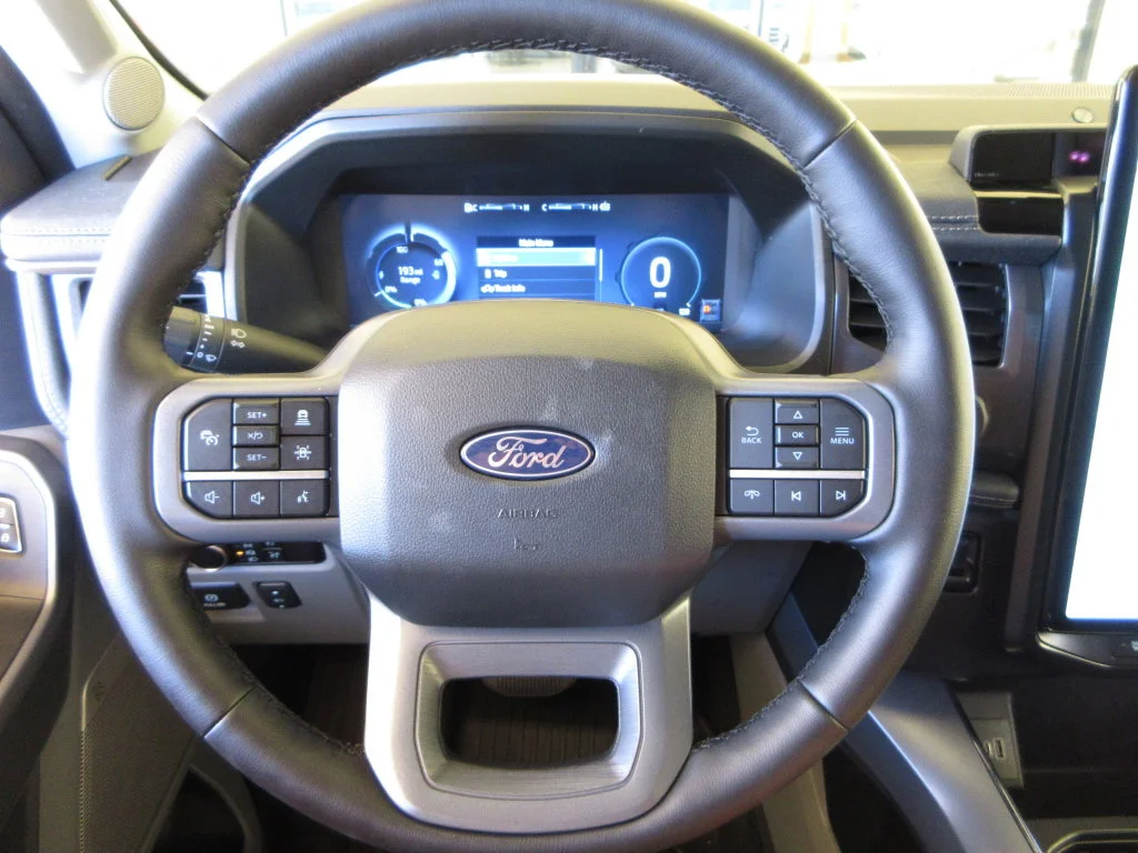 Certified Used 2025 Carbonized Gray Metallic Ford Flash image 27
