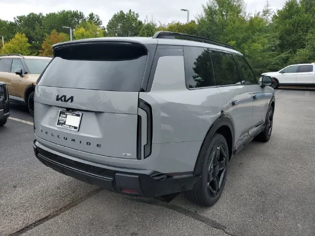 New 2027 Wolf Gray Kia X-LINE SX PRESTIGE image 4