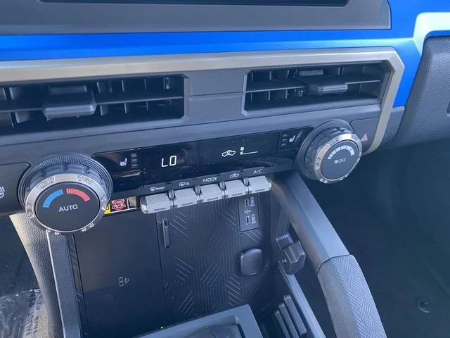 2025 Toyota Tacoma TRD Off Road - Photo 20