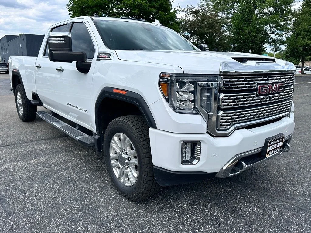 Used 2021 Summit White GMC Denali image 2