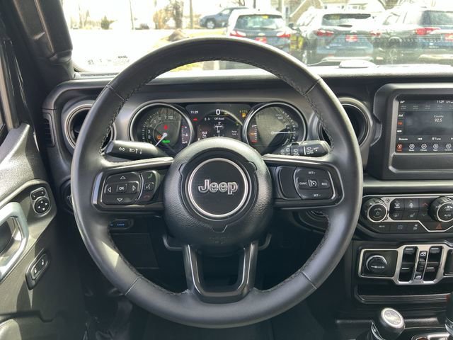 Used 2023 Black Jeep 4x4 image 10