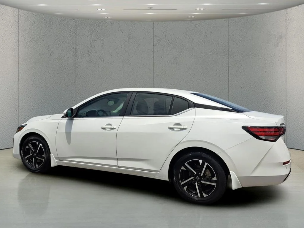 Used 2024 White Nissan SV image 7