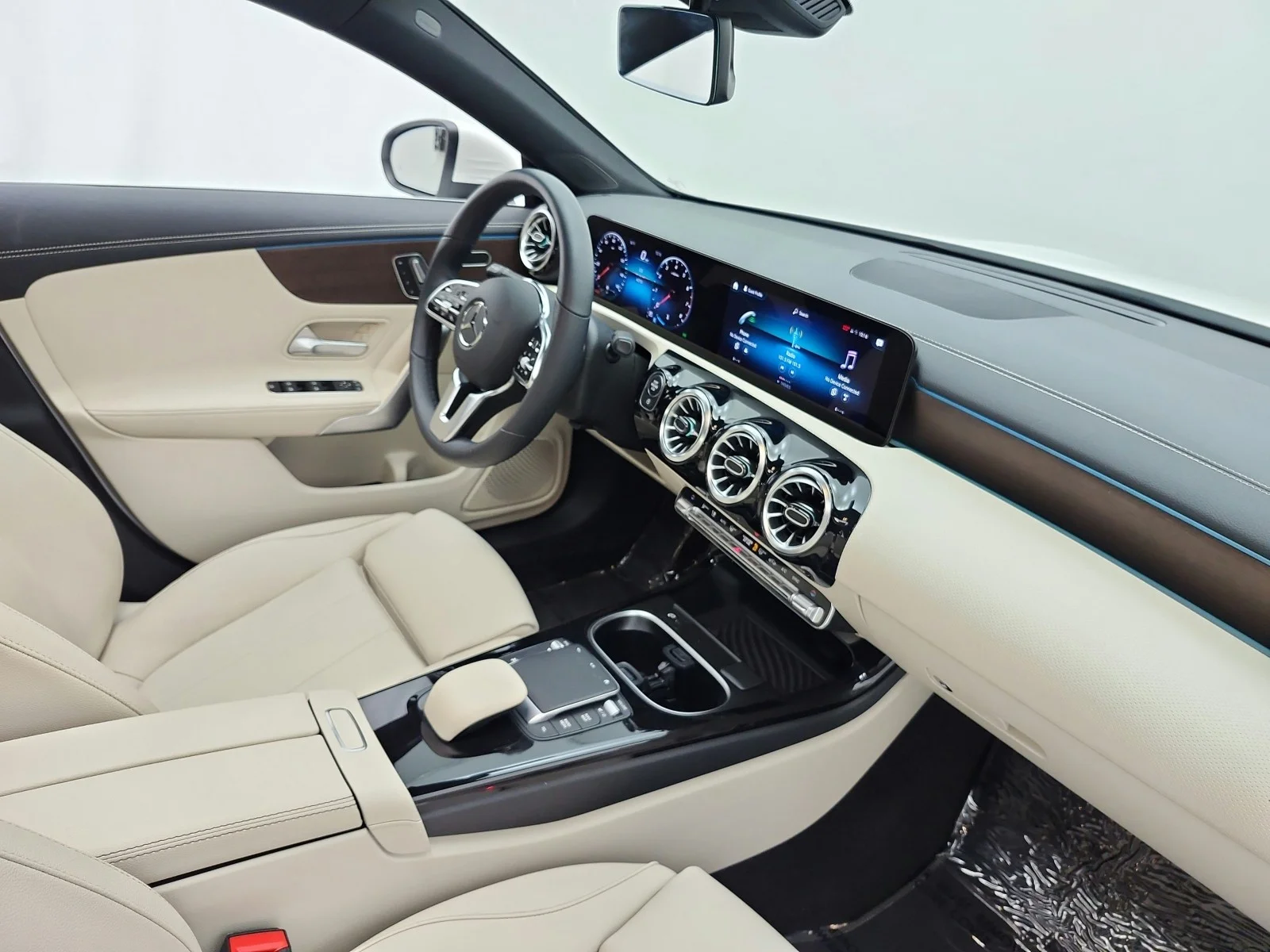 Certified Used 2023 Polar White Mercedes-Benz CLA 250 Coupe image 18