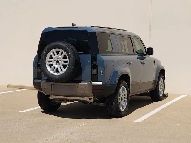 Used 2026 Blue Land Rover S image 7