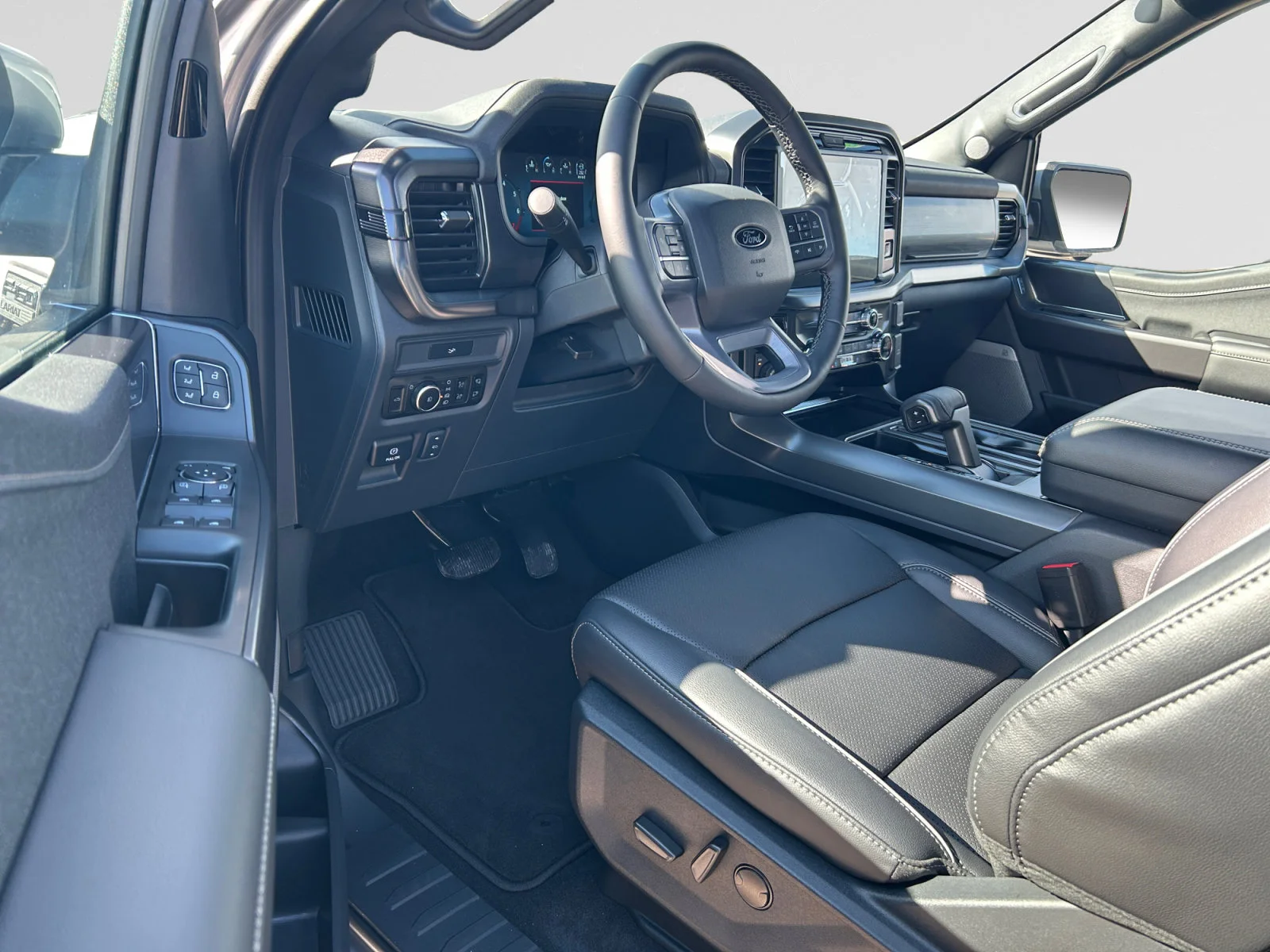 New 2026 Iconic Silver Metallic Ford Lariat image 13