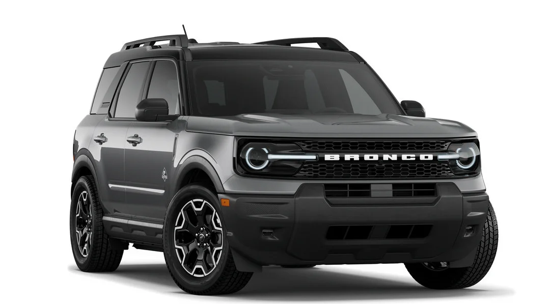 New 2026 CARBONIZED GREY Ford Outer Banks image 4