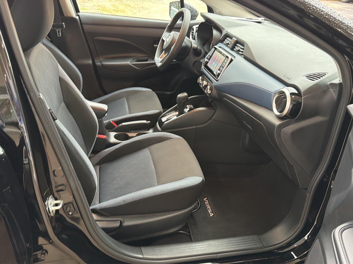 Used 2025 Super Black Nissan SV image 13