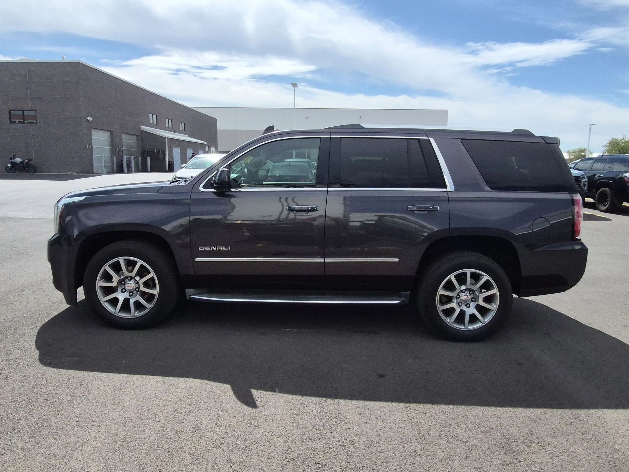 Used 2015 Iridium Metallic GMC Denali image 2