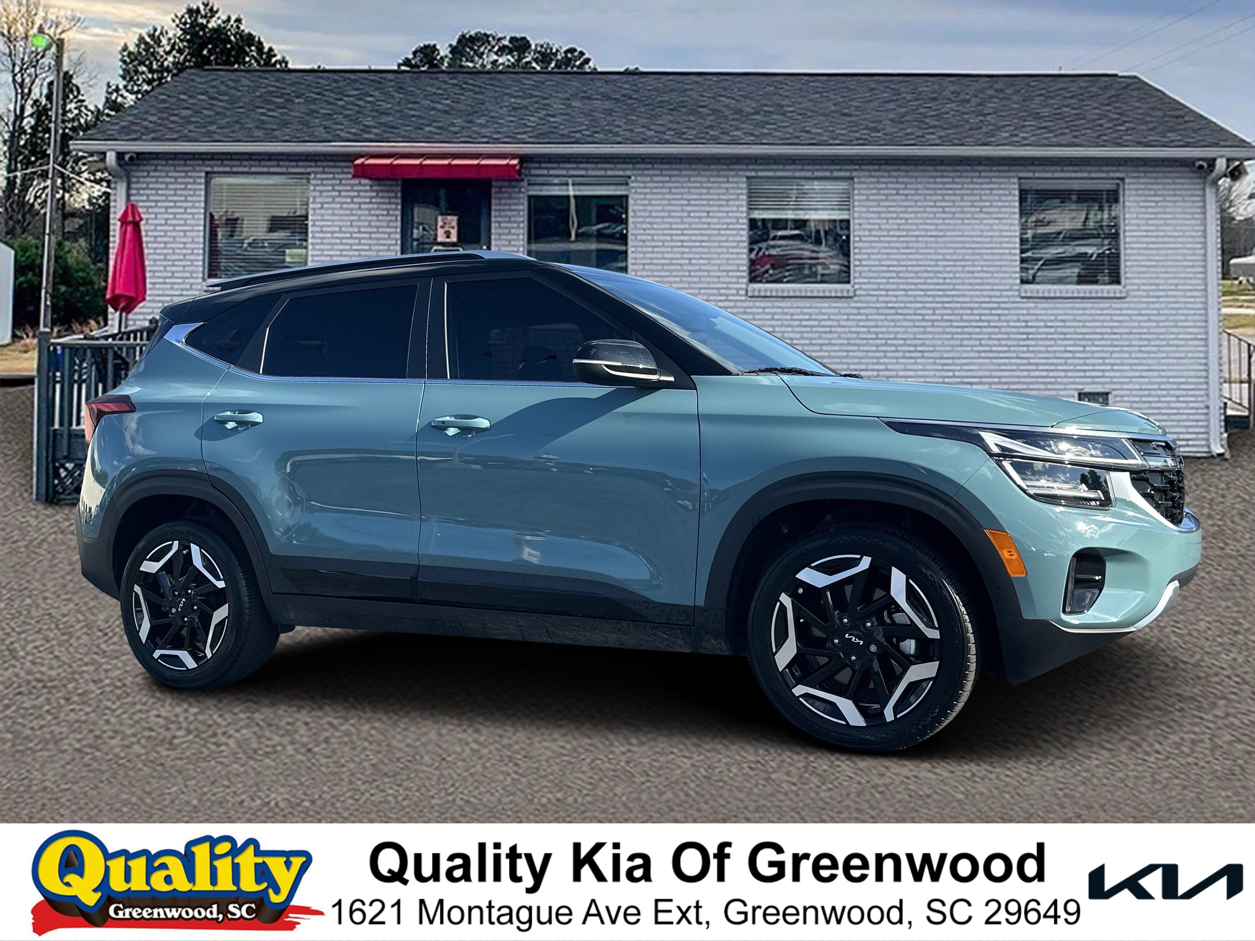 Used 2024 Pluton Blue/Black Roof Kia SX image 1