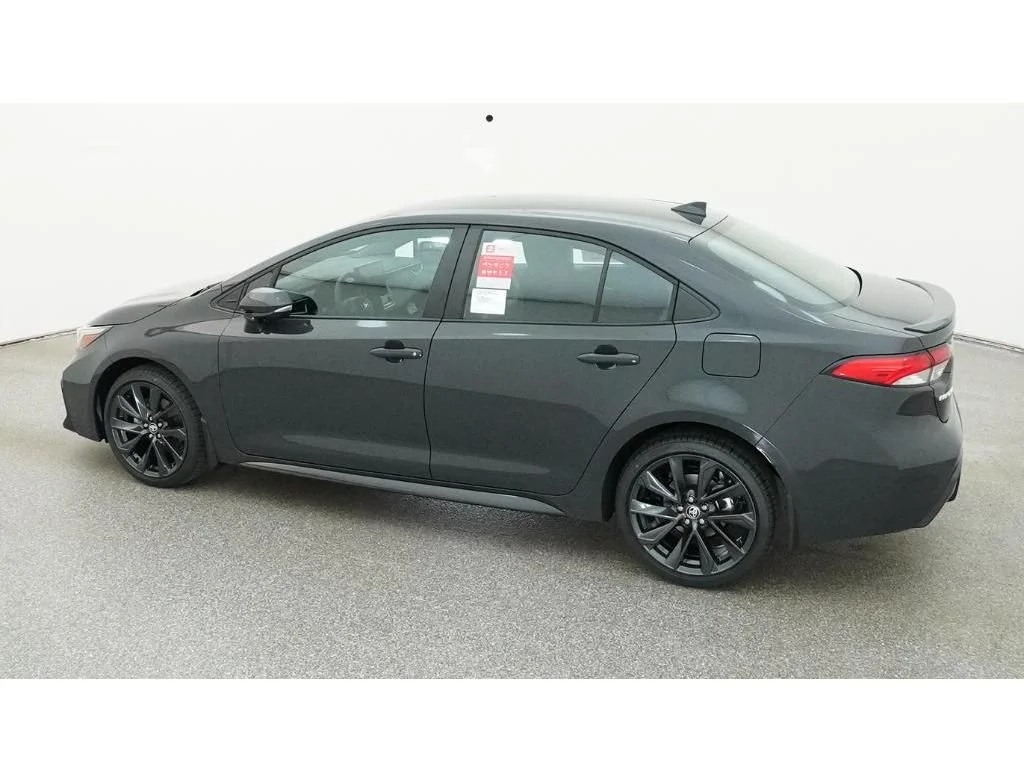 Used 2026  Toyota SE image 5