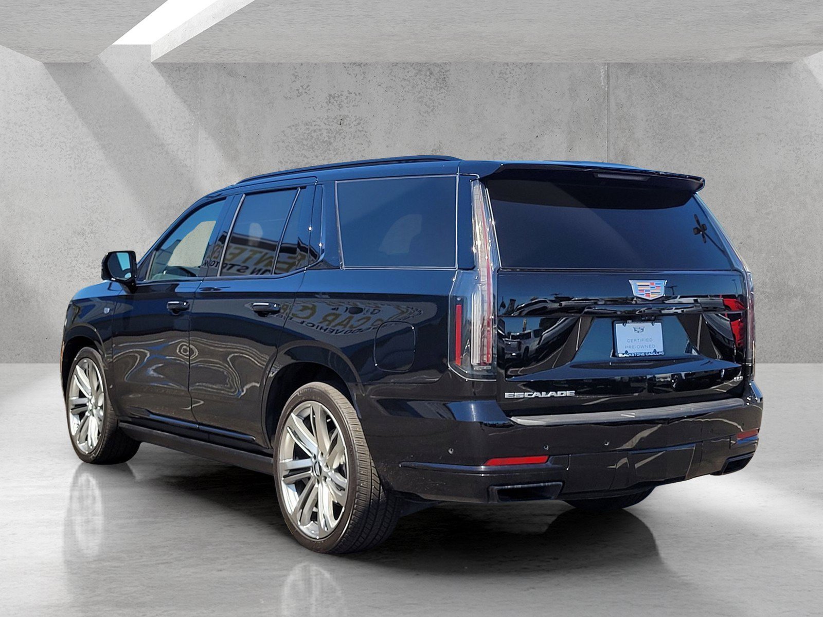 Certified Used 2025 Black Raven Cadillac Sport Platinum image 7