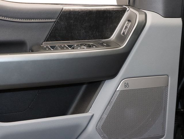 New 2026 Carbonized Gray Metallic Ford F-250® XLT image 31