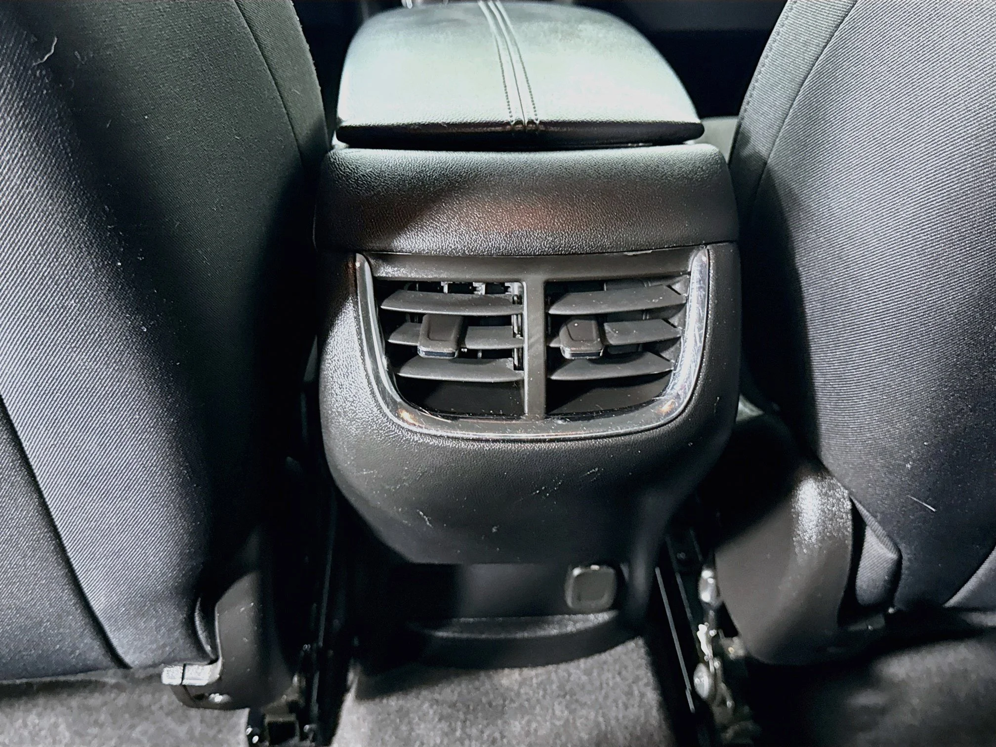 Used 2021 SUMMIT WHITE Chevrolet LT image 26