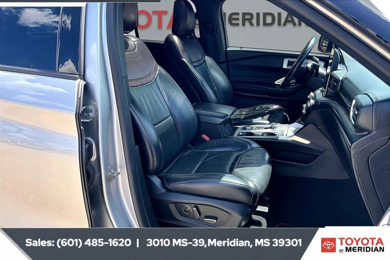 Used 2020 Iconic Silver Ford Platinum image 6