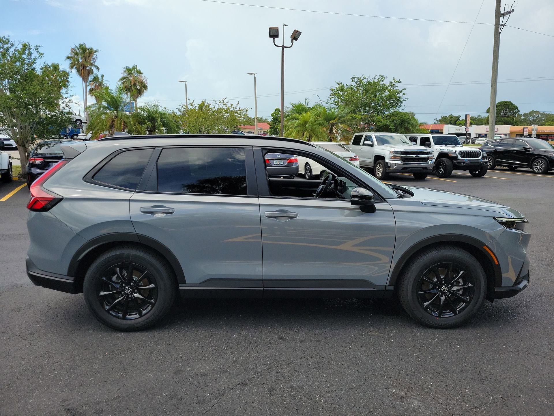 New 2026 Urban Gray Pearl Honda Sport image 4