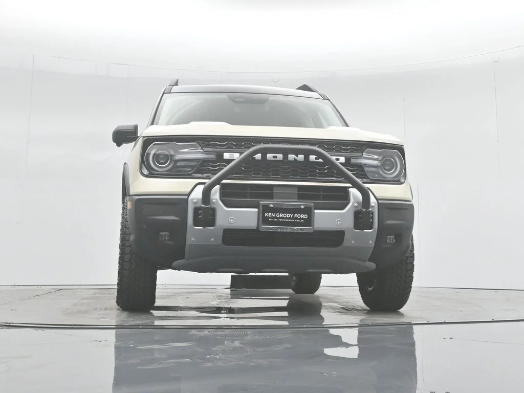New 2025 Desert Sand Ford Badlands image 45