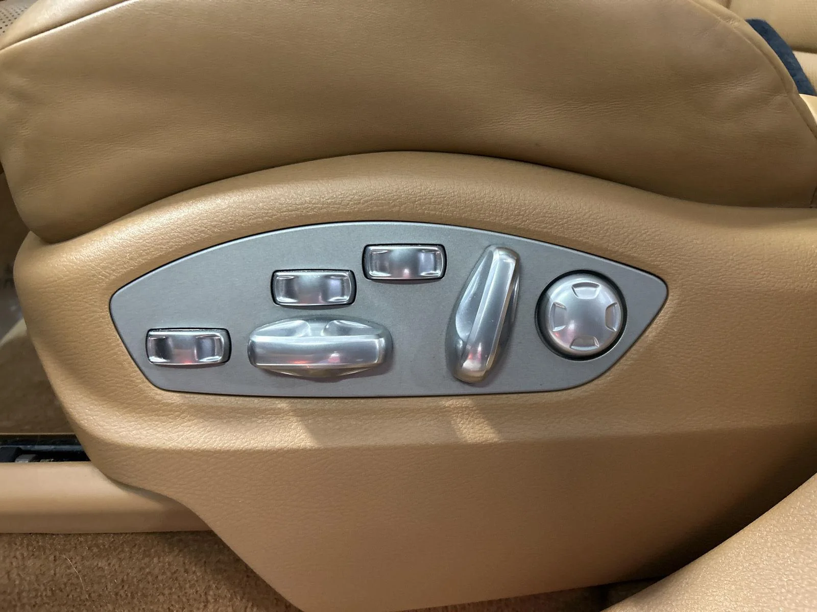 Used 2015 Palladium Metallic Porsche Turbo image 23