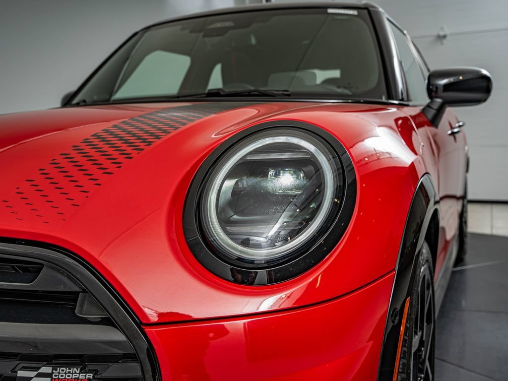 Used 2025 Chili Red Ii MINI Cooper S image 13