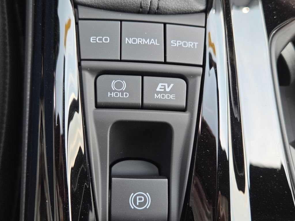 New 2026 Ocean Gem with Midnight Black Metallic roof Toyota XSE image 10